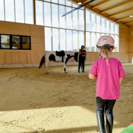 Appartement Hof Koehne - Haus Am Spielplatz - Taube